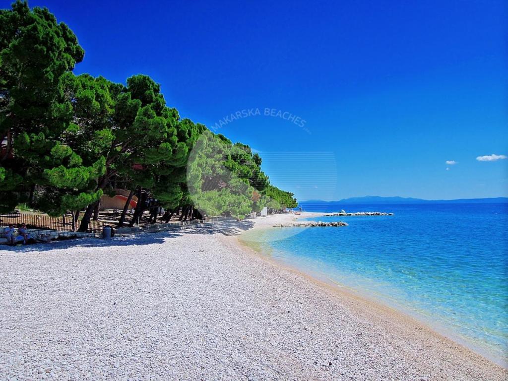 Apartment Petra Baška Voda エクステリア 写真