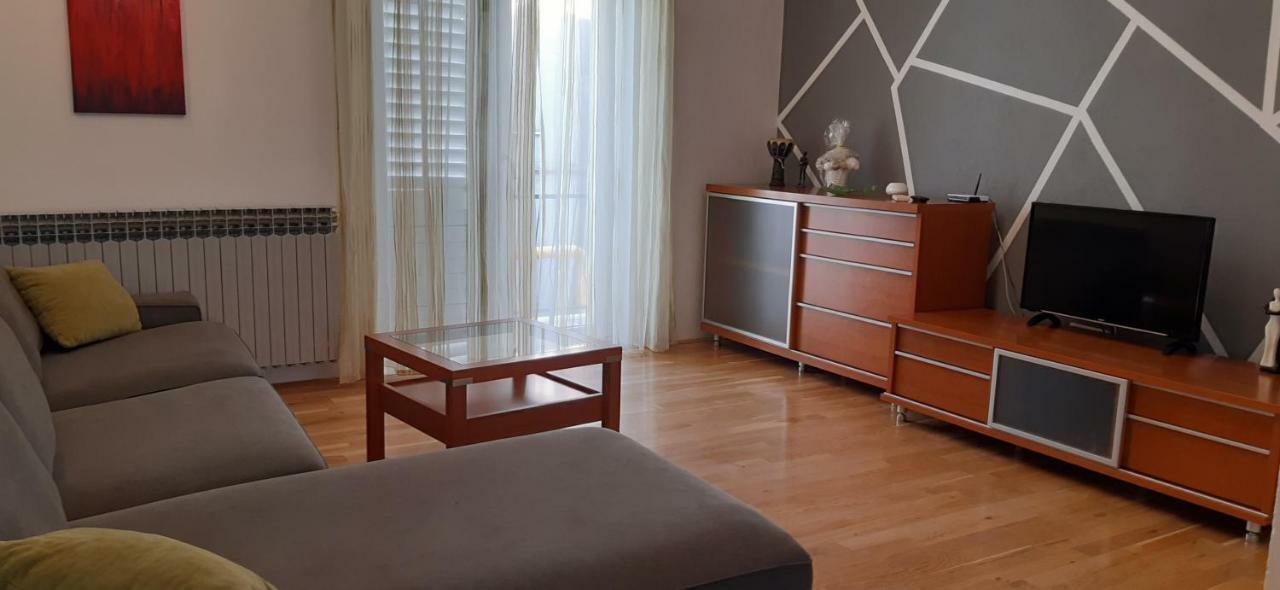 Apartment Petra Baška Voda エクステリア 写真